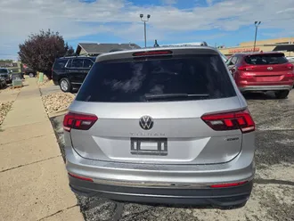 2024 Volkswagen Tiguan photo 4