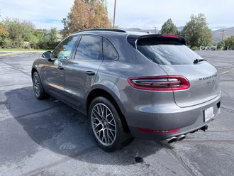 2018 Porsche Macan photo 3