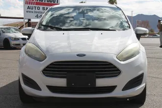 2015 Ford Fiesta photo 2