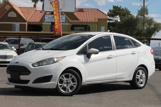 2015 Ford Fiesta photo 3
