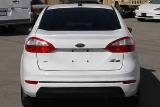 2015 Ford Fiesta photo 6