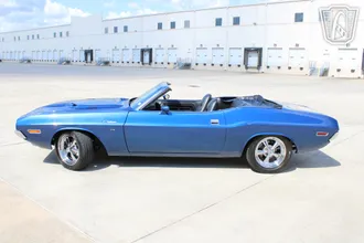 1970 Dodge Challenger photo 2