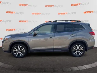 2021 Subaru Forester photo 2