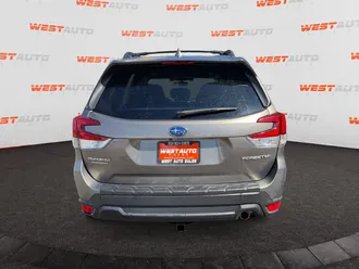 2021 Subaru Forester photo 4