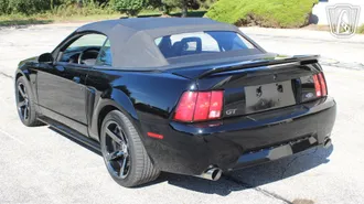 2000 Ford Mustang GT photo 4