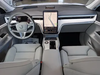 2025 Volvo EX90 Performance Ultra photo 3