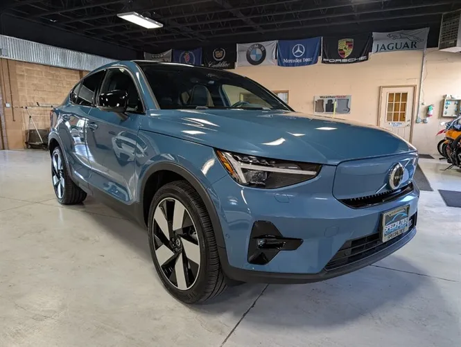 2023 Volvo C40 Recharge Twin Ultimate