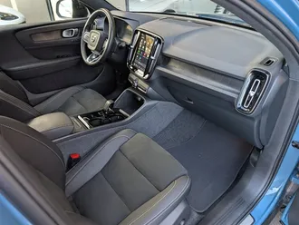 2023 Volvo C40 Recharge Twin Ultimate photo 4