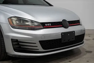 2015 Volkswagen Golf GTI photo 3