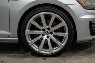 2015 Volkswagen Golf GTI photo 5