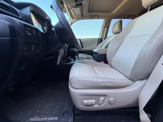 2020 Toyota 4Runner photo 7