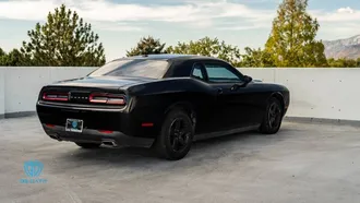 2015 Dodge Challenger photo 5