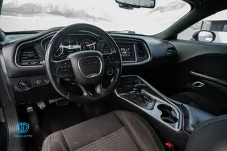 2015 Dodge Challenger photo 7