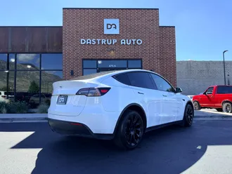 2022 Tesla Model Y photo 7