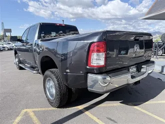 2021 RAM 3500 photo 6
