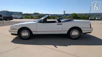 1993 Cadillac Allante photo 6