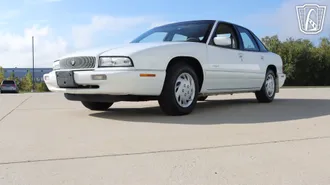 1995 Buick Regal photo 2