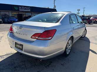 2010 Toyota Avalon photo 5