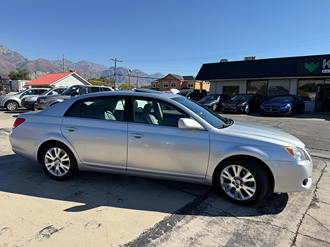 2010 Toyota Avalon photo 6