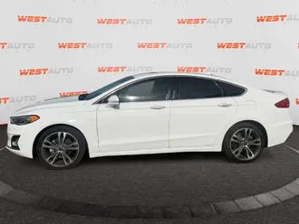 2020 Ford Fusion photo 2