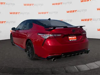 2020 Toyota Camry photo 3