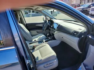 2016 Honda Pilot photo 2