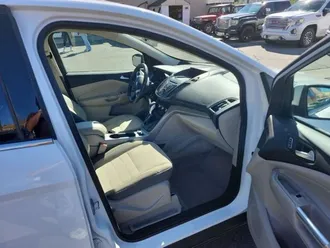 2015 Ford Escape photo 2