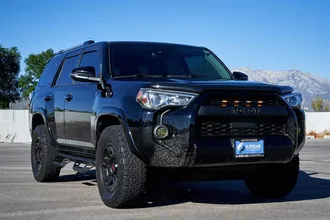 2021 TOYOTA 4RUNNER photo 3