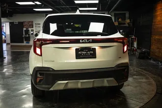 2026 KIA SELTOS photo 6