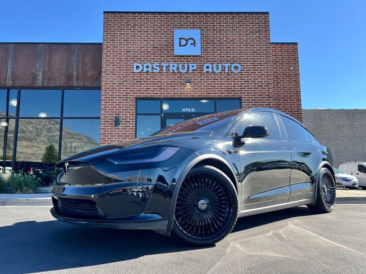 2023 Tesla Model X Dual Motor All-Wheel Drive | Standard Range
