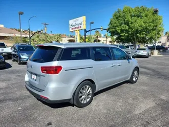 2019 Kia Sedona photo 5