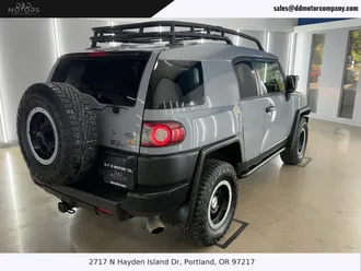 2013 Toyota FJ Cruiser photo 5