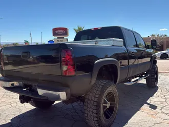 2005 Chevrolet Silverado 2500HD photo 3