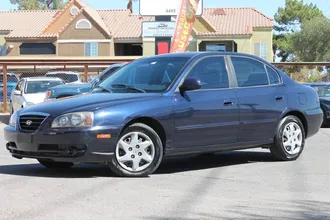 2005 Hyundai Elantra photo 3