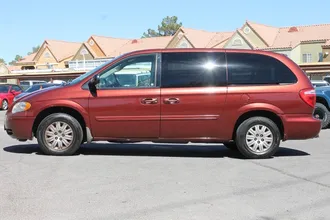 2007 Chrysler Town and Country photo 4