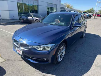 2017 BMW 3 Series photo 2
