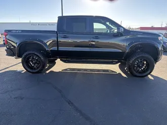 2019 Chevrolet Silverado 1500 photo 2