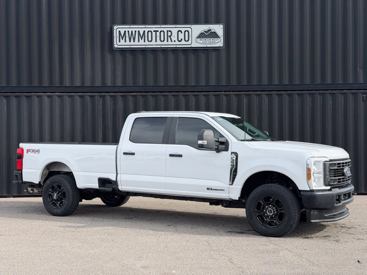 2025 Ford F-350SD