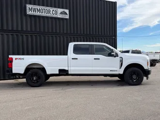 2025 Ford F-350SD photo 3