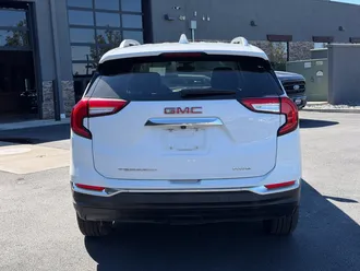 2022 GMC Terrain photo 4
