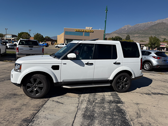 2015 Land Rover LR4 photo 2