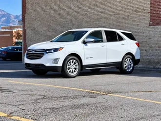 2021 Chevrolet Equinox photo 3