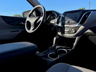 2021 Chevrolet Equinox photo 4
