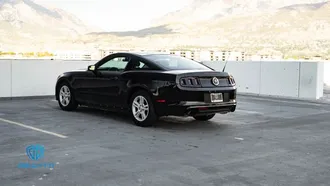 2014 Ford Mustang photo 3