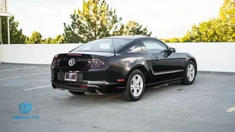 2014 Ford Mustang photo 5