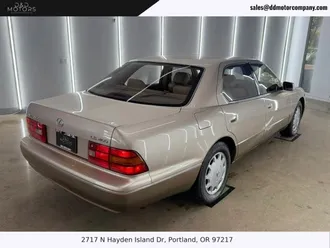 1996 Lexus LS photo 6