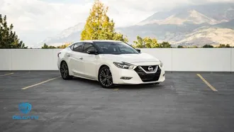2016 Nissan Maxima photo 2