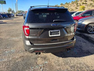 2018 Ford Explorer photo 5