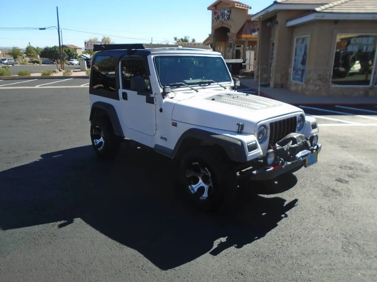 2003 Jeep Wrangler Sport 2dr 4WD SUV