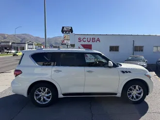 2013 Infiniti QX56 photo 6